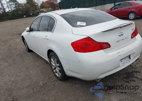 2009 Infiniti G37X из США, поврежденный, VIN JNKCV61F89M054610